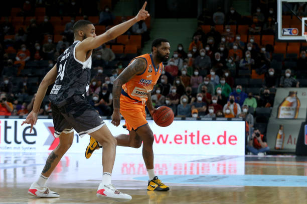 的挑战打下 的挑战打下