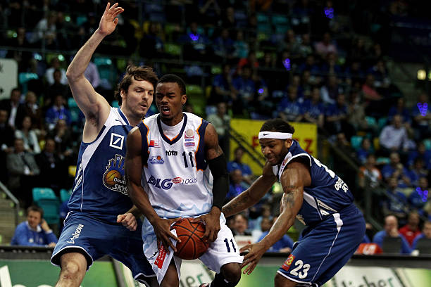 现出非凡潜 现出非凡潜