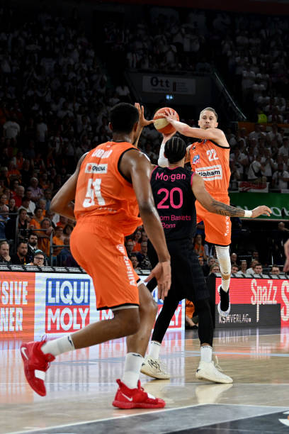 瓦尔斯的评 瓦尔斯的评