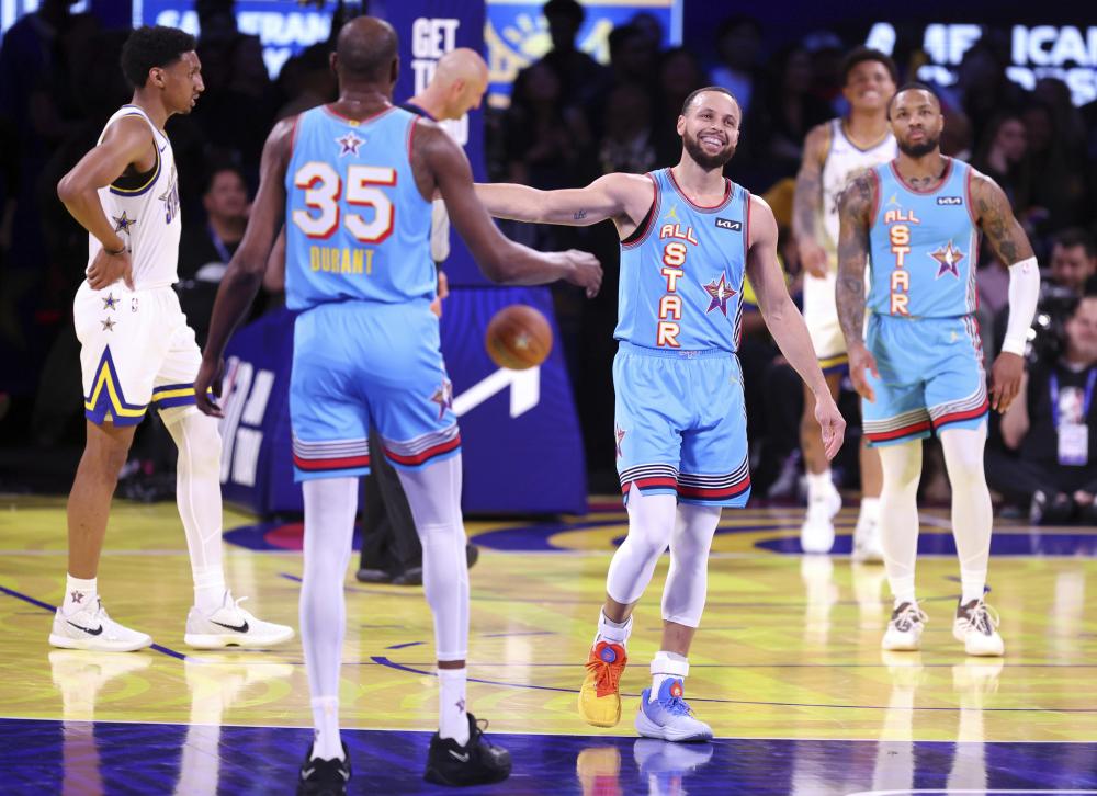 流露出激动 流露出激动