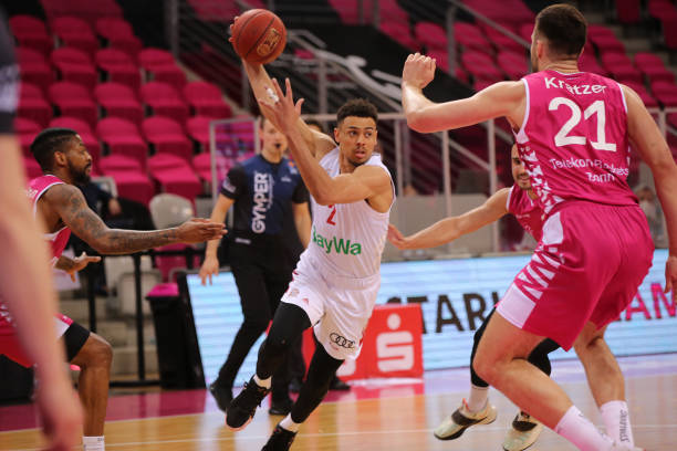 在足球比赛 在足球比赛