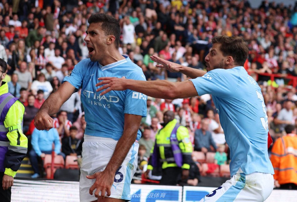 尤文图斯等 尤文图斯等